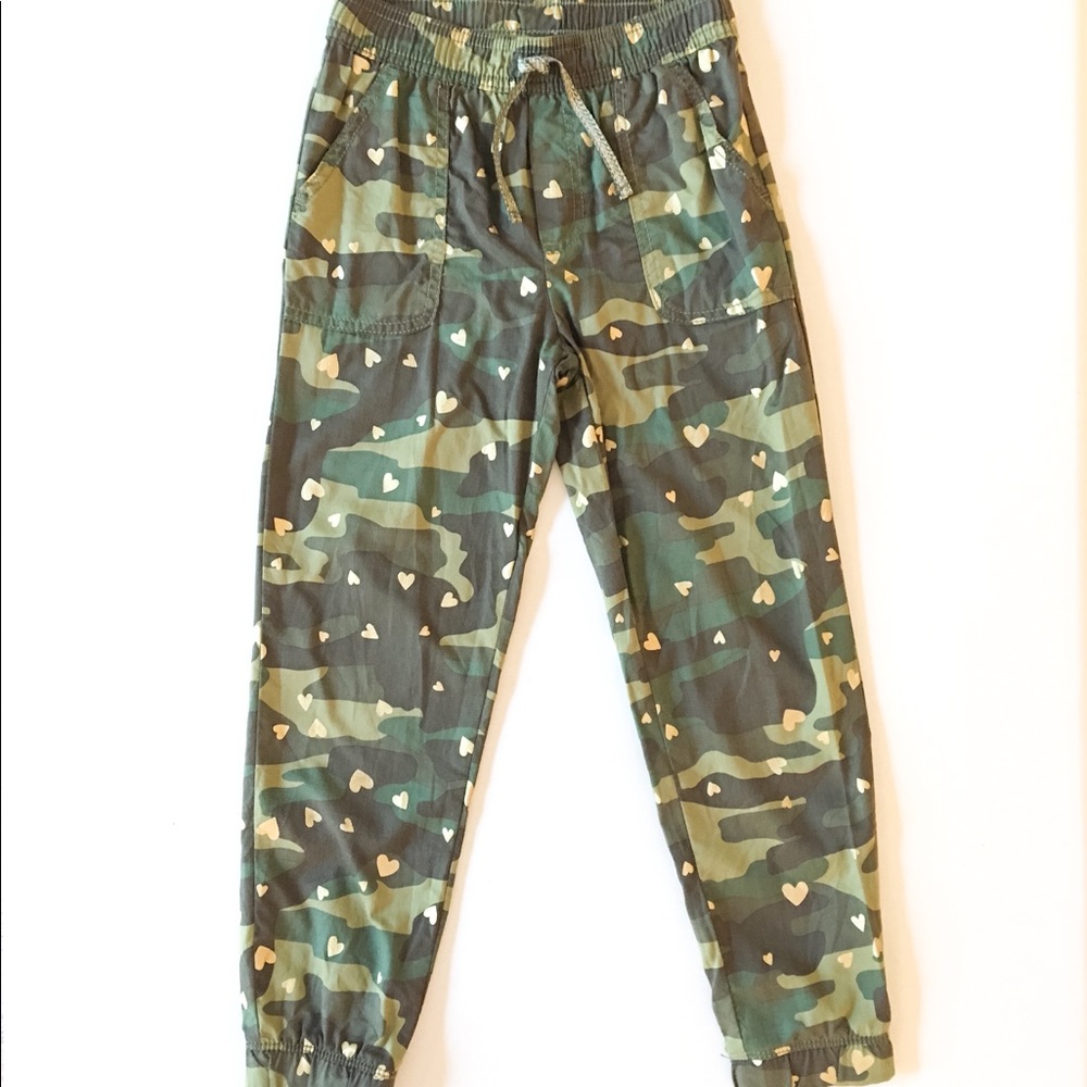 Carter’s Kids Girls Heart/Camo Pants - Size 7
